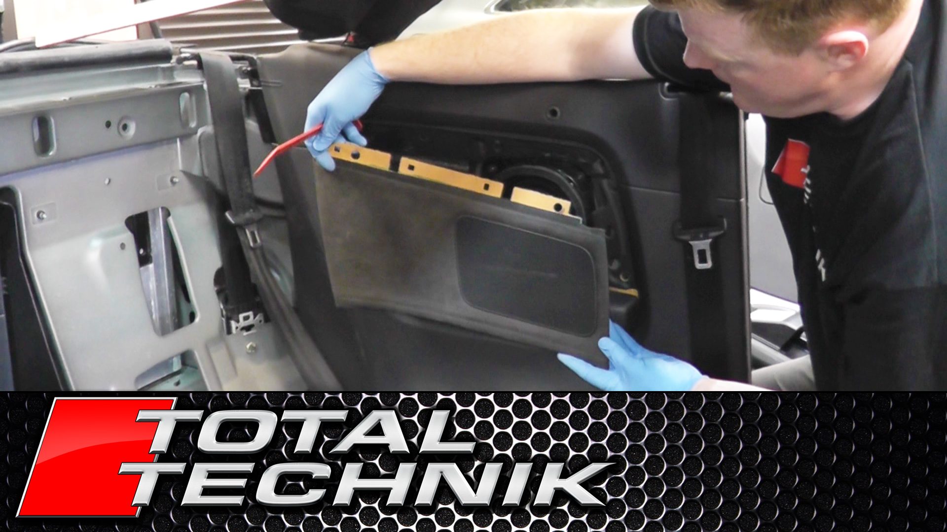 How to Remove Rear Side Panel Insert (Cabriolet)  - Audi A4 S4 RS4 - B6 B7