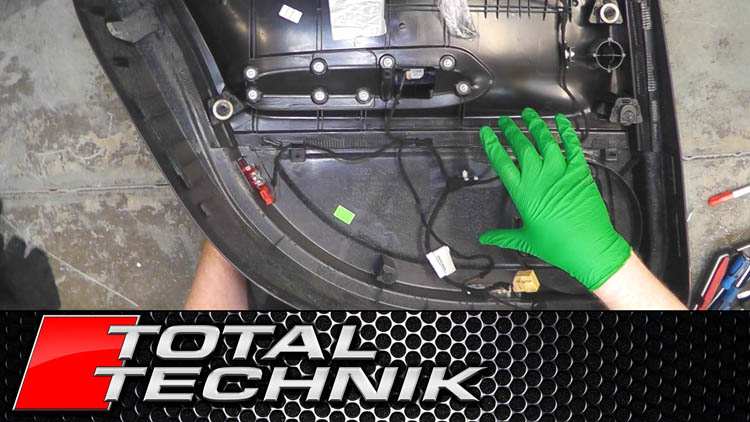 How to Remove Door Card Wiring Loom (Rear) - Audi A4 S4 RS4 - B6 B7 - 2001-2008