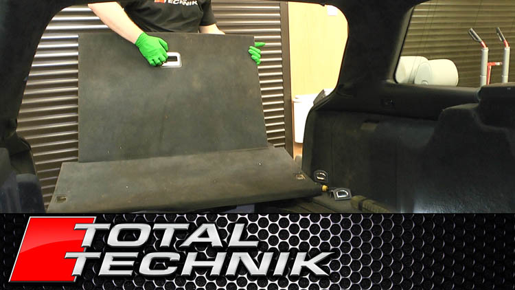 How to Remove Boot Floor Panel (AVANT) - Audi A6 S6 RS6 - C5 - 1997-2005