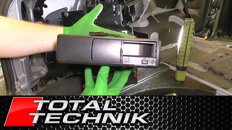 How to Remove CD Changer (Avant) - Audi A6 S6 RS6 - C5 - 1997-2005